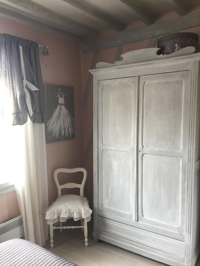 Les Chambres De Paule Thieulloy-l'Abbaye Экстерьер фото